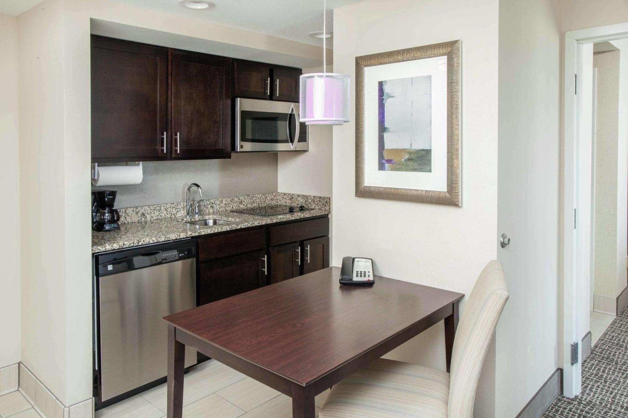 Homewood Suites By Hilton Munster Exterior photo